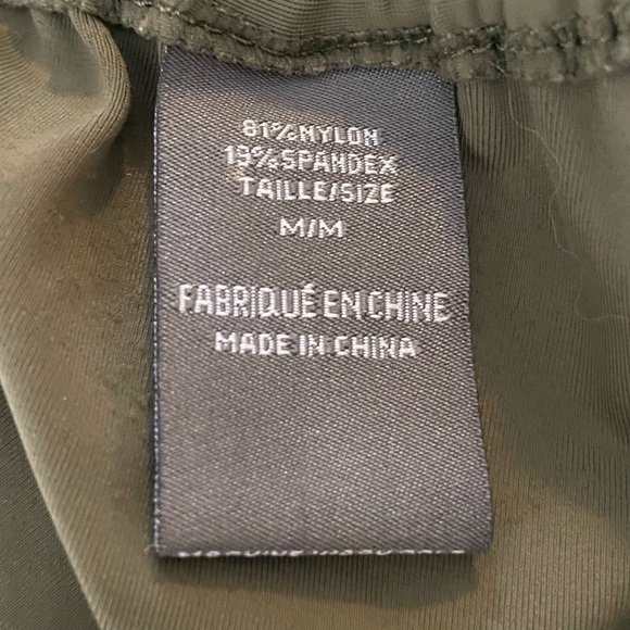 Suzy Shier Olive Green Rutched Size Medium Nylon Spandex Women's Top Sleek #534 - Picture 7 of 11